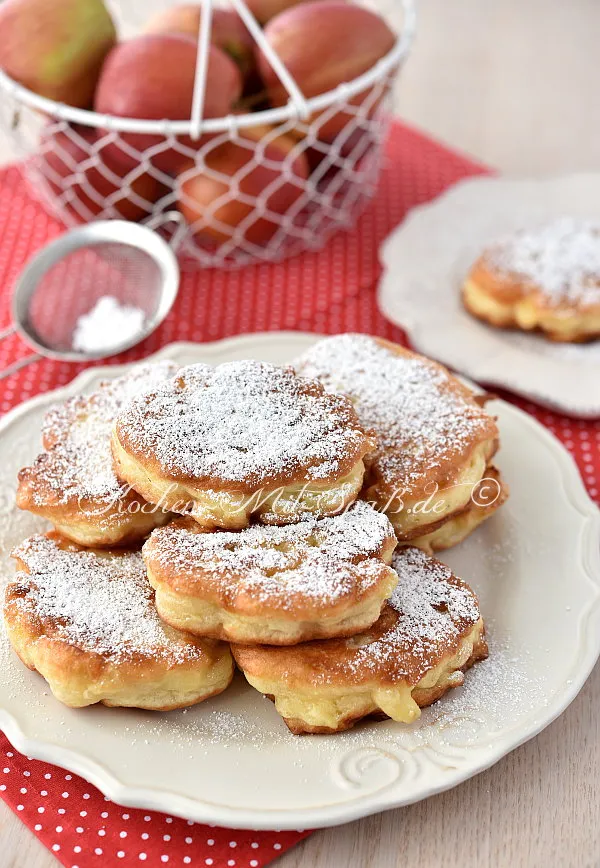 Polnische Apfel-Hefe-Küchlein (Racuchy)