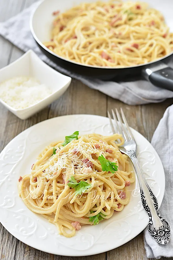 Spaghetti Carbonara mit Sahne