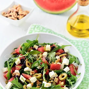 Wassermelonen-Feta-Salat mit Rucola