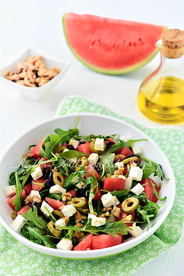 Wassermelonen-Feta-Salat mit Rucola