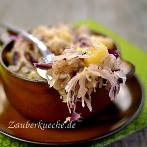 Sauerkrautsalat mit Ananas