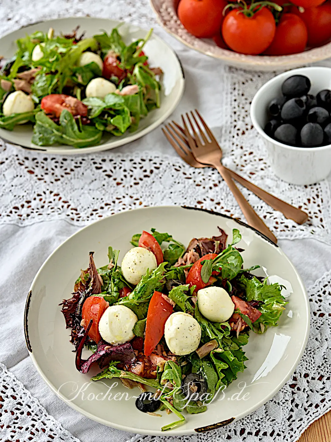 Italienischer Thunfisch-Mozzarella-Salat Italienischer Thunfisch-Mozzarella-Salat