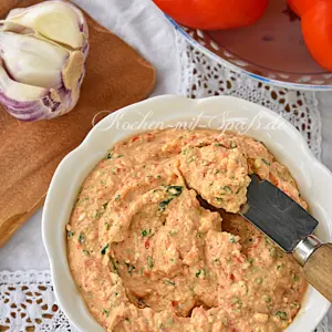 Paprika-Feta-Aufstrich
