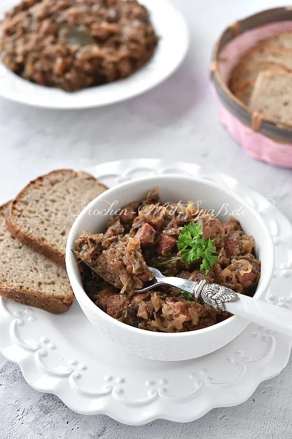 Bigos (polnischer Krauteintopf)