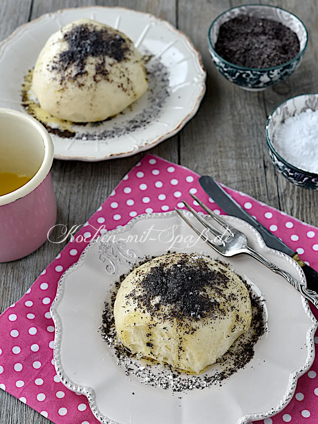 Germknödel mit Pflaumenmus Germknödel mit Pflaumenmus