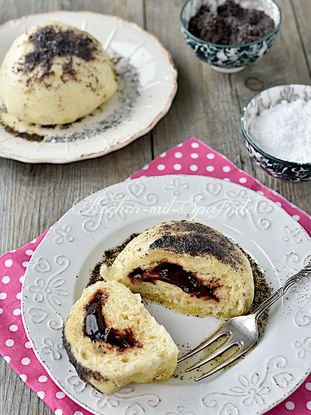 Germknödel mit Pflaumenmus Germknödel mit Pflaumenmus