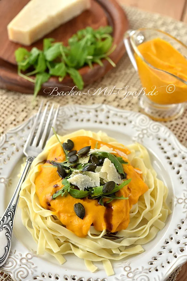 Tagliatelle mit Kürbissauce