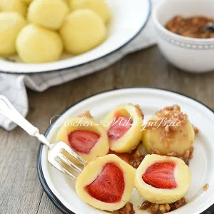 Glutenfreie Erdbeerknödel