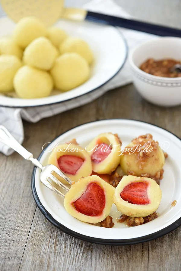 Glutenfreie Erdbeerknödel