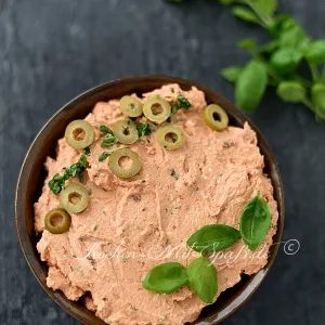 Feta- Tomaten- Aufstrich