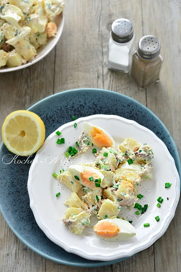 Kartoffelsalat mit geräucherter Makrele