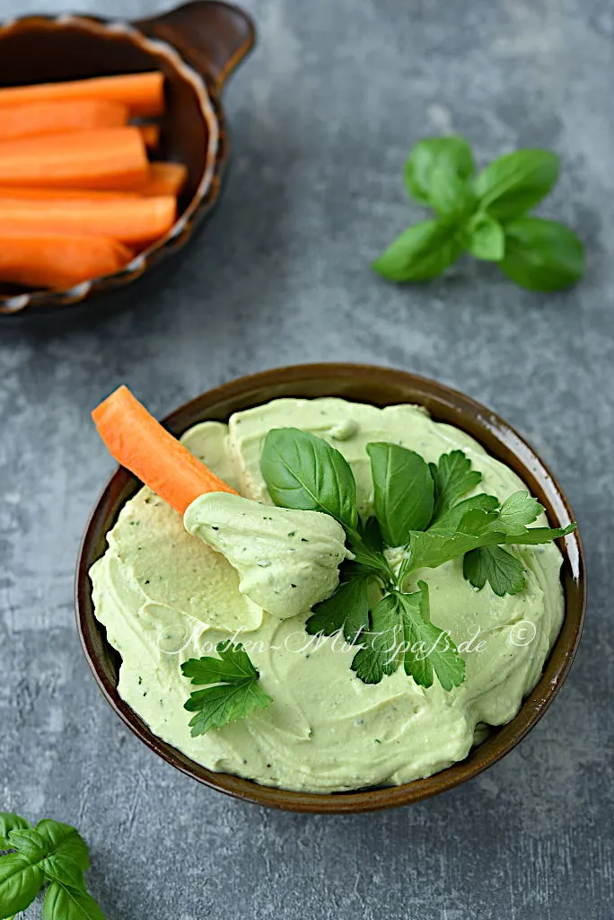 Avocado-Frischkäse-Dip