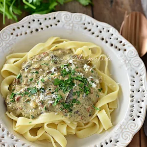 Tagliatelle mit frischen Waldpilzen und Speck