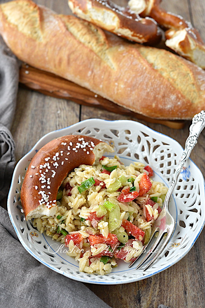 Griechischer Kritharaki-Salat