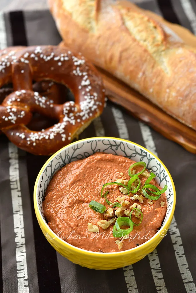 Paprika-Walnuss-Dip