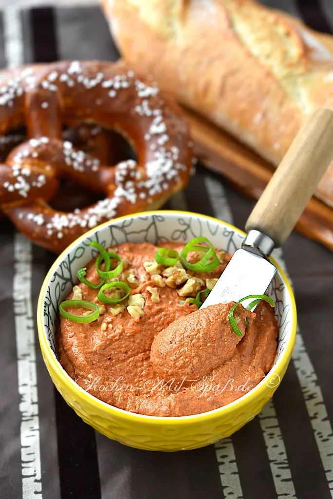 Paprika-Walnuss-Dip