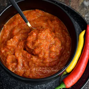 Selbstgemachtes Ajvar