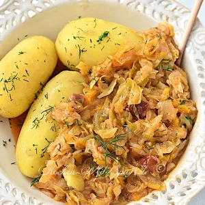 Bigos mit Frühkraut