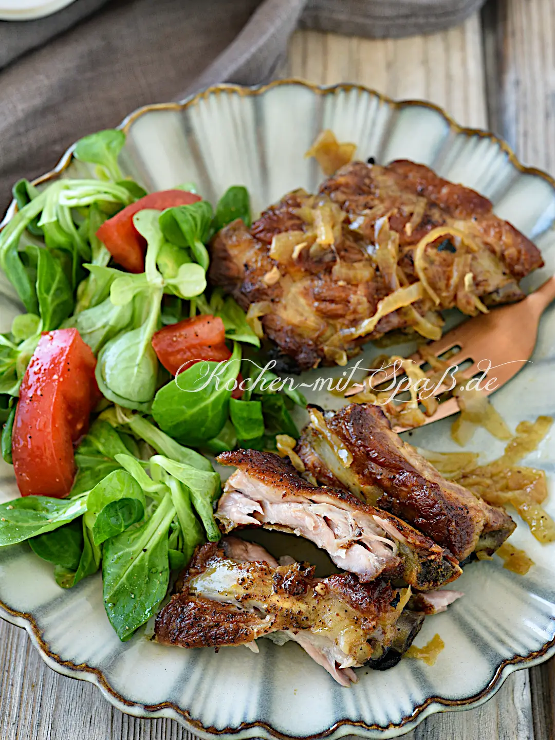 Rippchen mit Zwiebeln aus dem Ofen