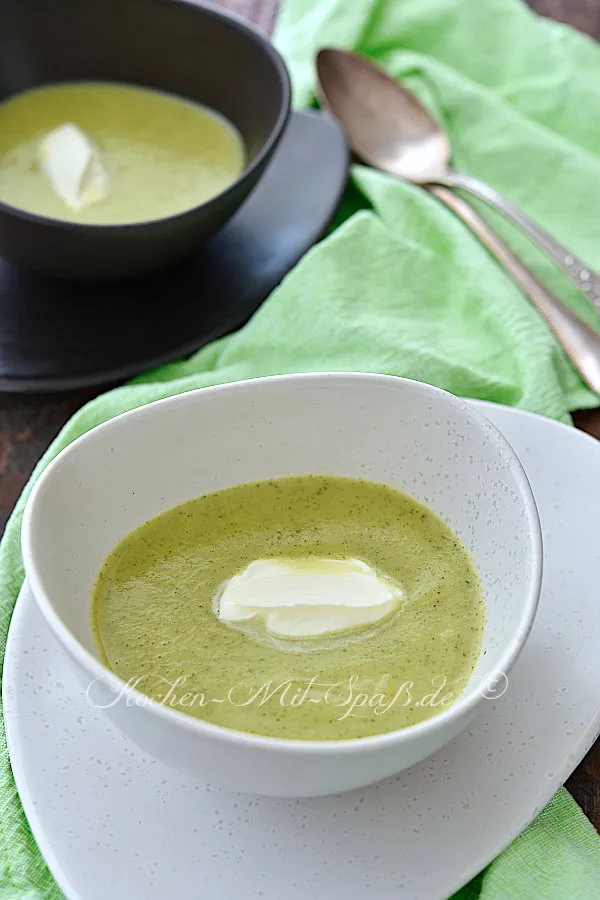 Zucchini-Cremesuppe