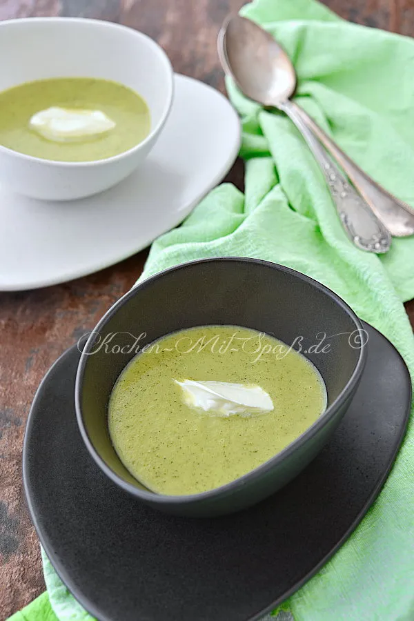 Zucchini-Cremesuppe